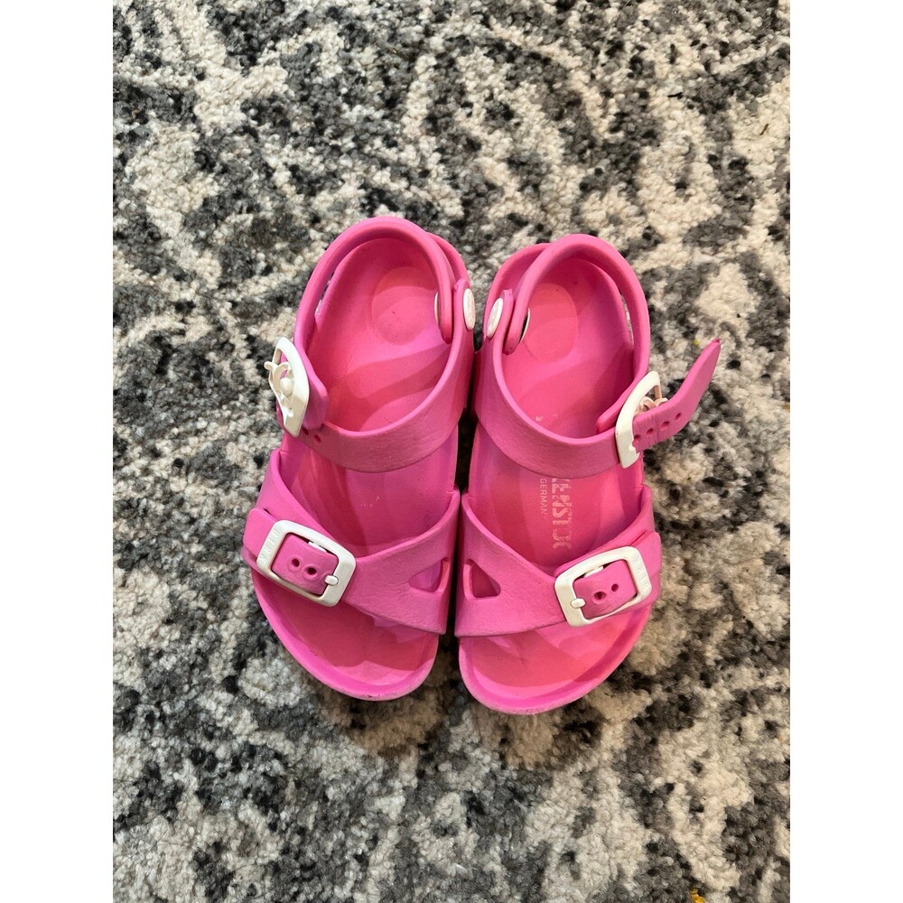 Birkenstock size 24 Plastic Pool Shoes fits 7.5/8 IMO